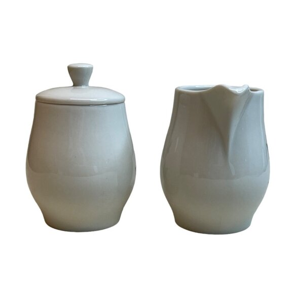 Syracuse Carefree True China Woodbine Covered Sugar & Creamer Set - Picture 2 of 9